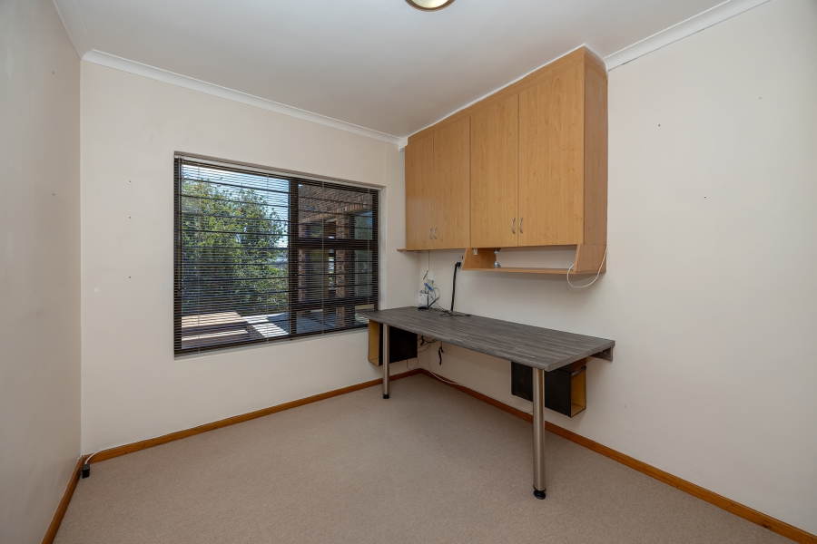 3 Bedroom Property for Sale in Protea Valley Western Cape